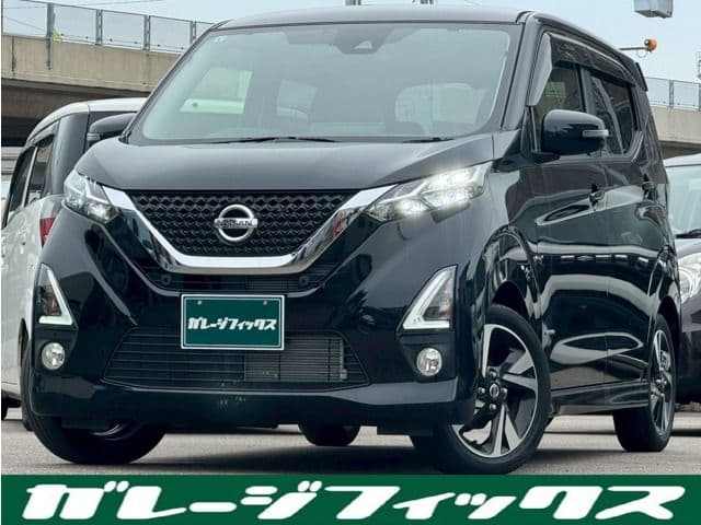 NISSAN