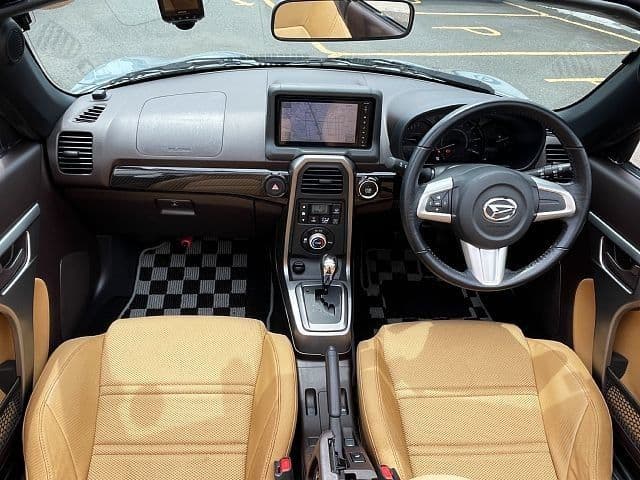 Car thumbnail 2