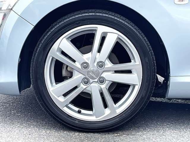 Car thumbnail 4