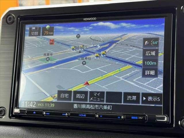 Car thumbnail 3