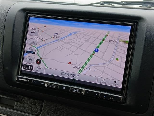 Car thumbnail 3