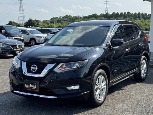 NISSAN