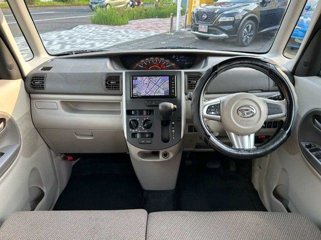 Car thumbnail 2