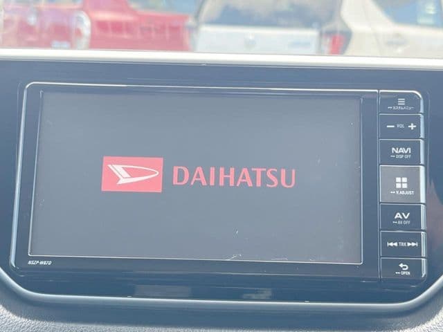Car thumbnail 4