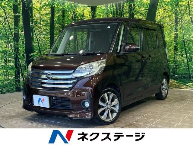 NISSAN