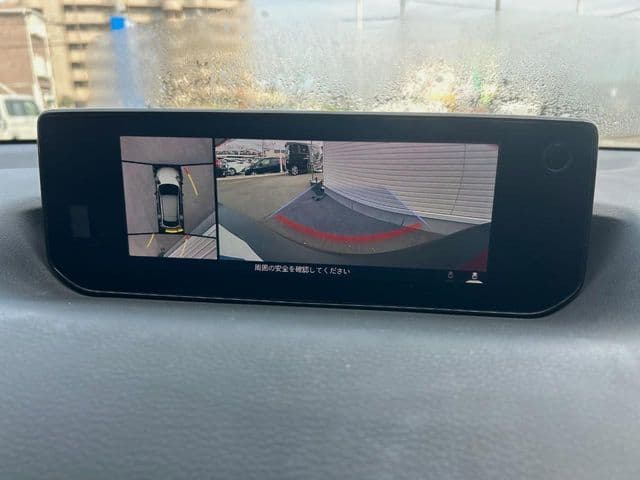 Car thumbnail 4