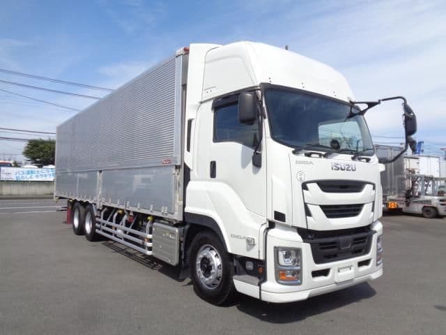 ISUZU