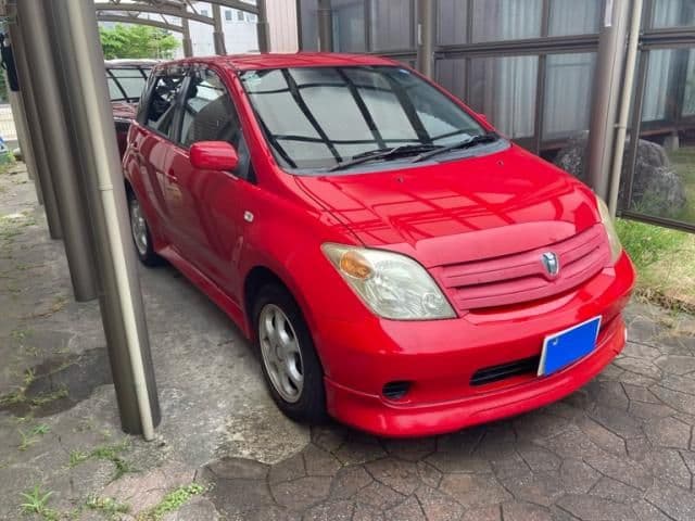 TOYOTA IST