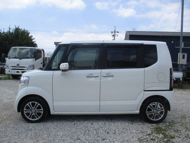 Car thumbnail 4