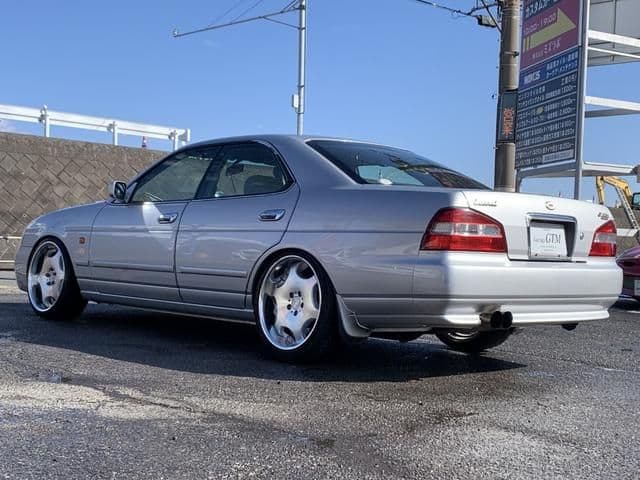 Car thumbnail 2
