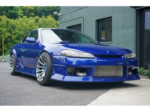 Car thumbnail 2
