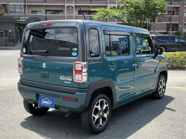 Car thumbnail 3