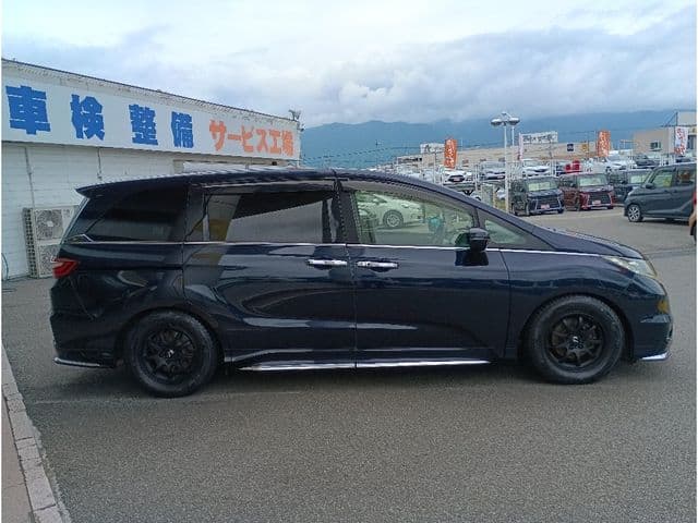 Car thumbnail 4