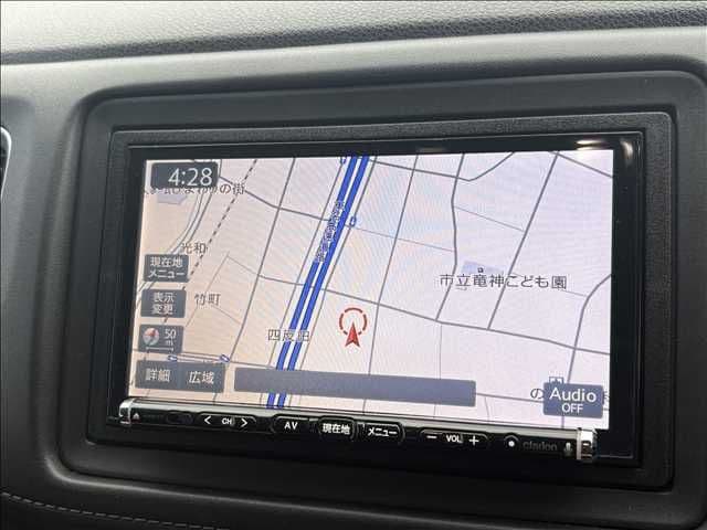 Car thumbnail 3