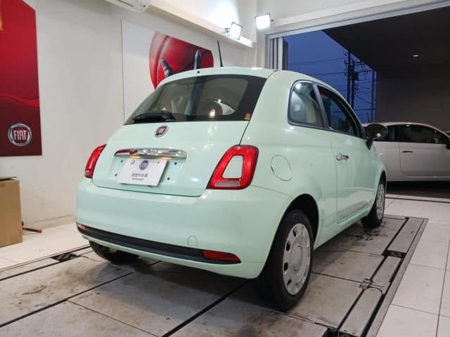 Car thumbnail 4