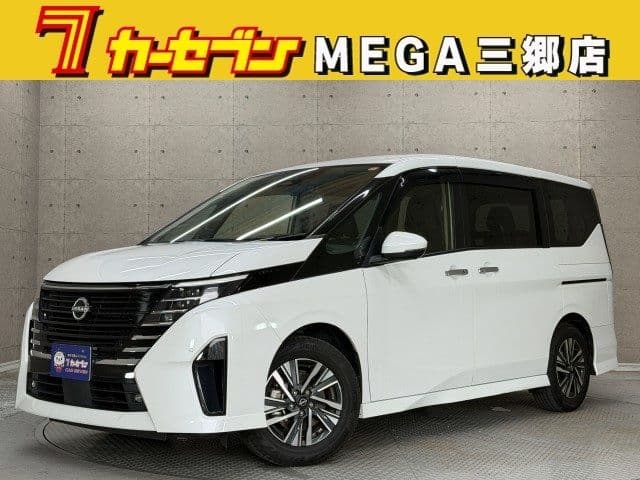 NISSAN