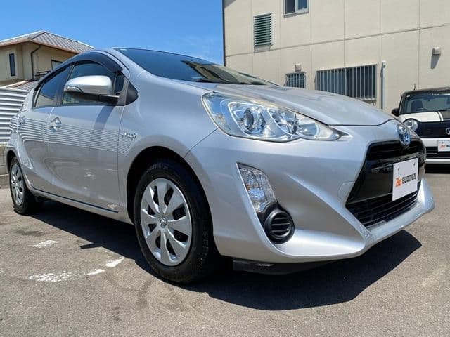 Car thumbnail 2