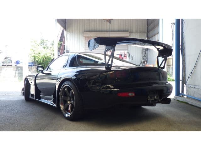 Car thumbnail 3