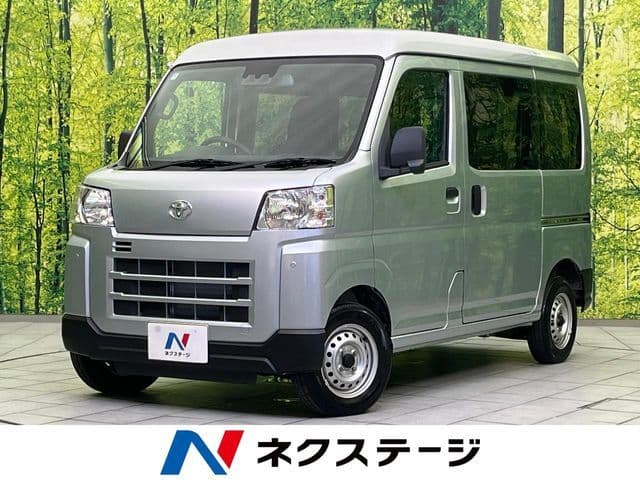 TOYOTA PIXIS van