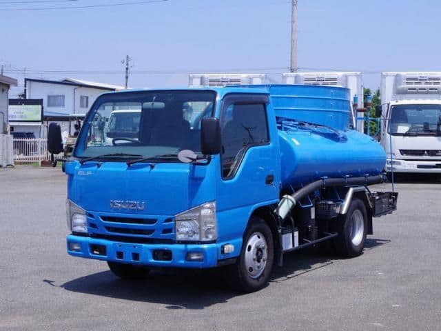 ISUZU