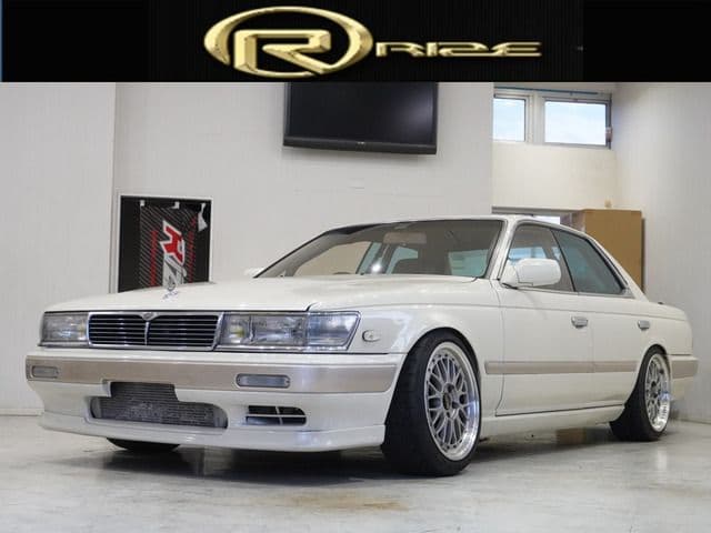 NISSAN LAUREL