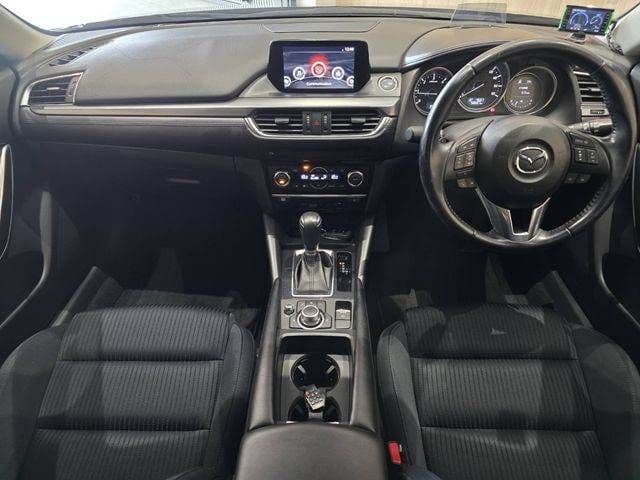 Car thumbnail 3