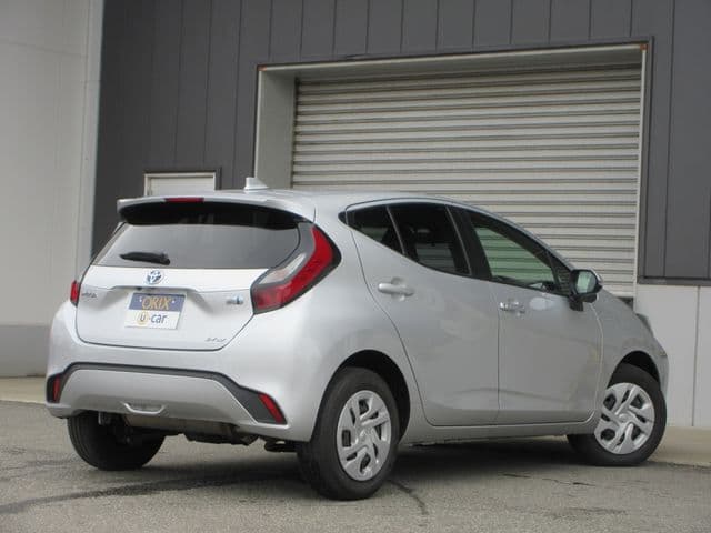 Car thumbnail 3
