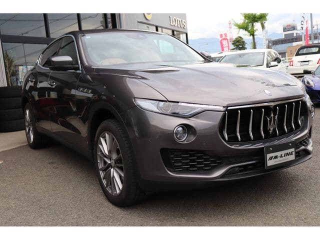 Car thumbnail 3