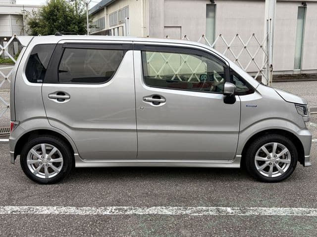 Car thumbnail 4