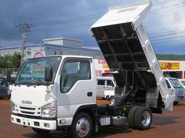 ISUZU