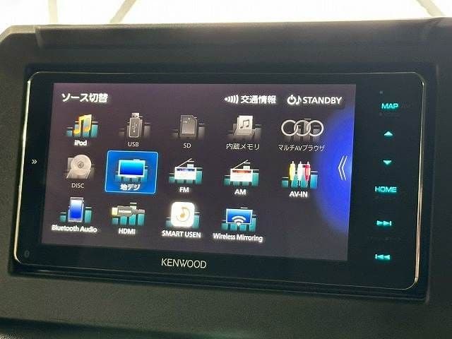 Car thumbnail 4