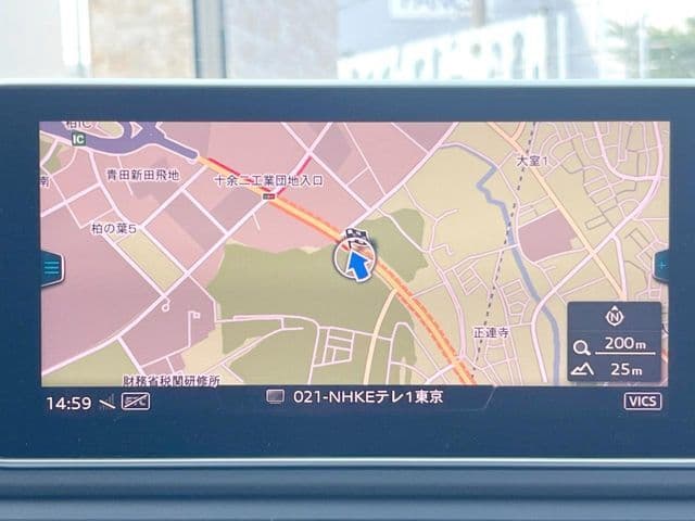 Car thumbnail 4