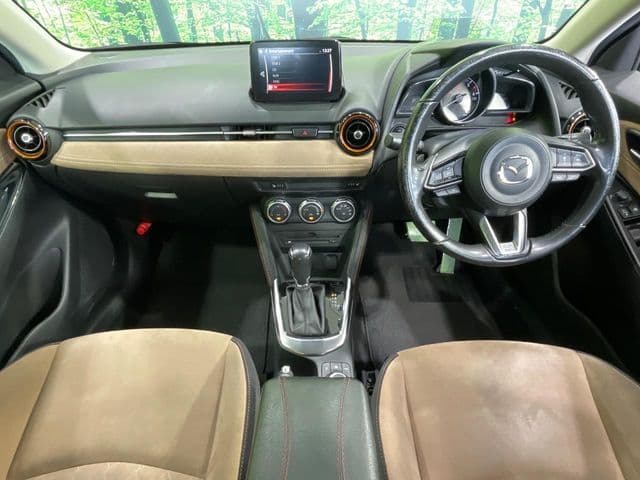 Car thumbnail 2