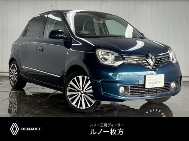 RENAULT