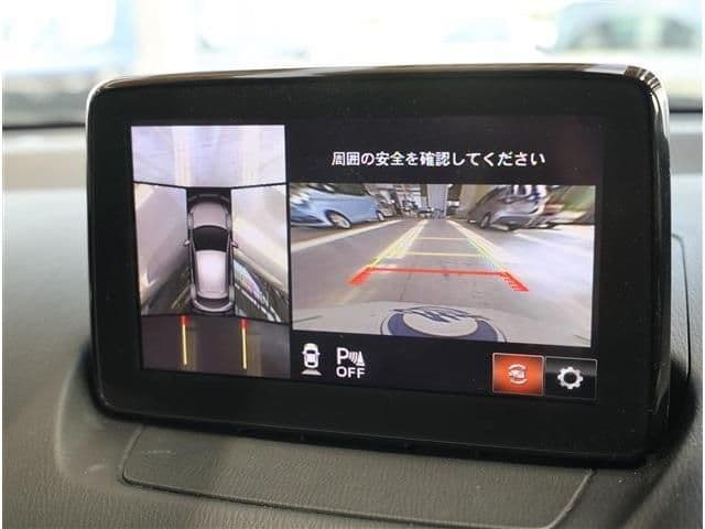 Car thumbnail 4