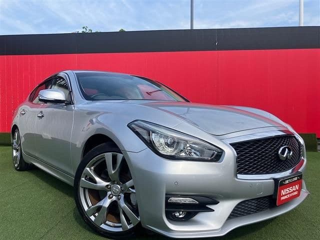 NISSAN