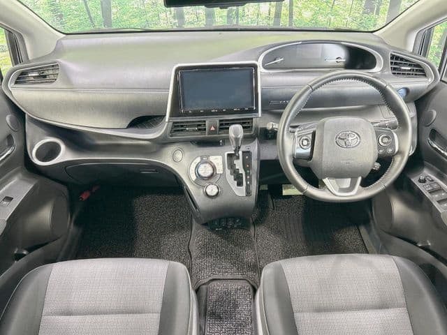 Car thumbnail 2