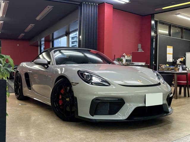 PORSCHE PORSCHE 718Spyder