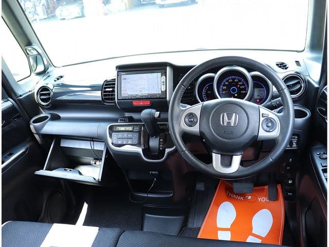 Car thumbnail 2