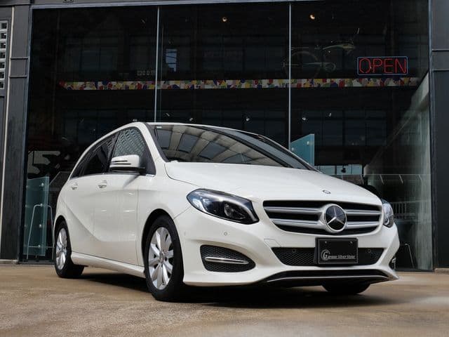 MERCEDES BENZ