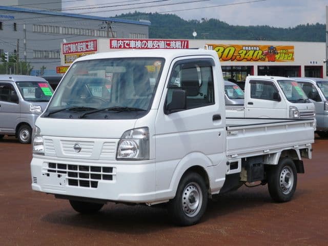 NISSAN