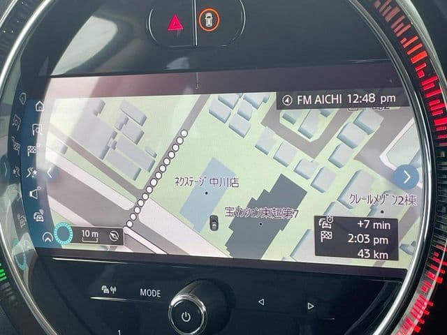 Car thumbnail 4