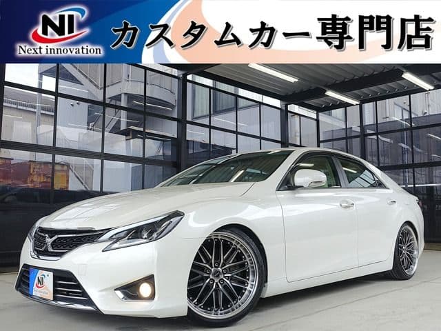 Car image 1
