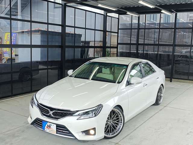 Car thumbnail 4