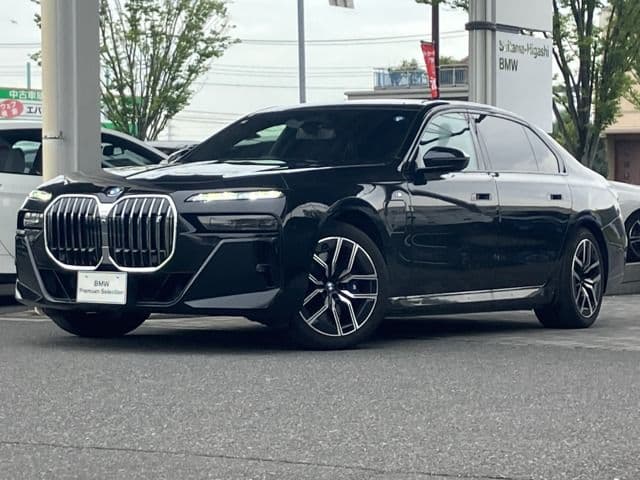 BMW BMW i7