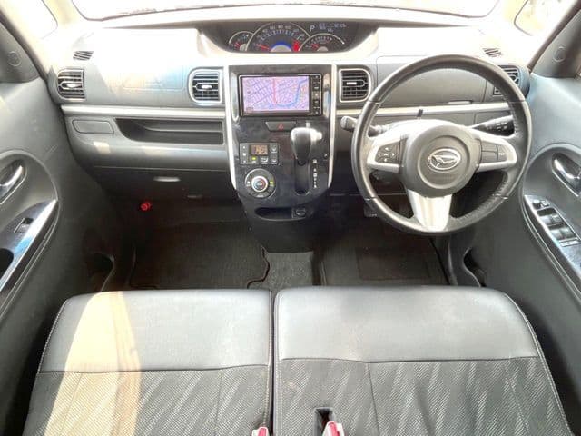 Car thumbnail 2