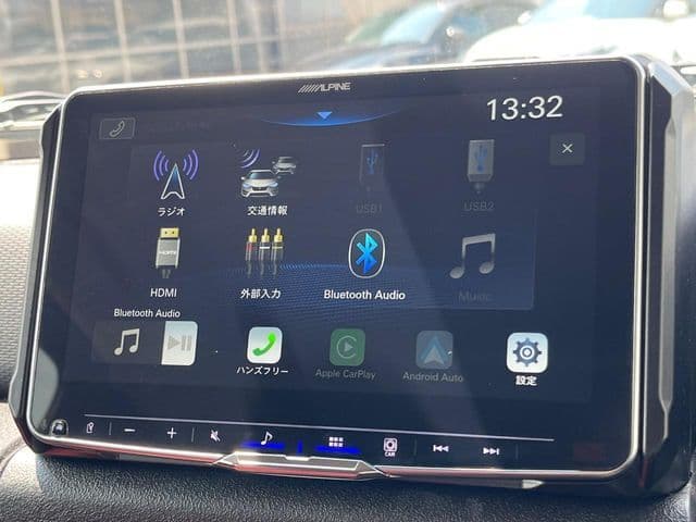 Car thumbnail 4