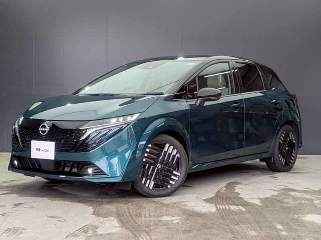 NISSAN