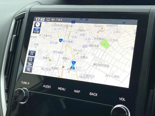Car thumbnail 3