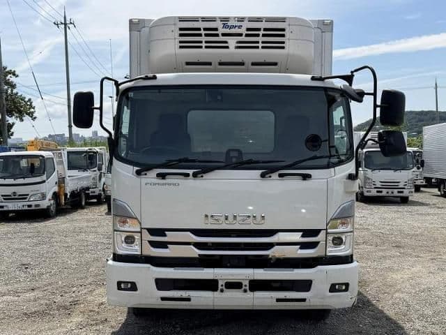 ISUZU